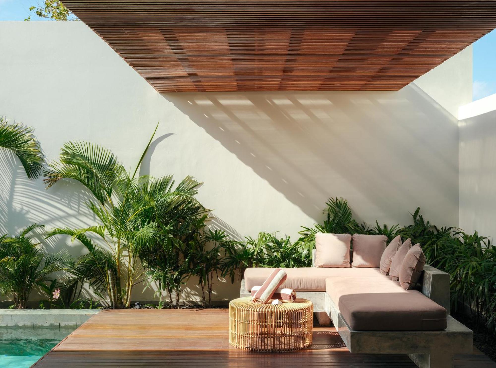 Suku Lifestyle Hotel & Villas Selong Blanak Exterior foto