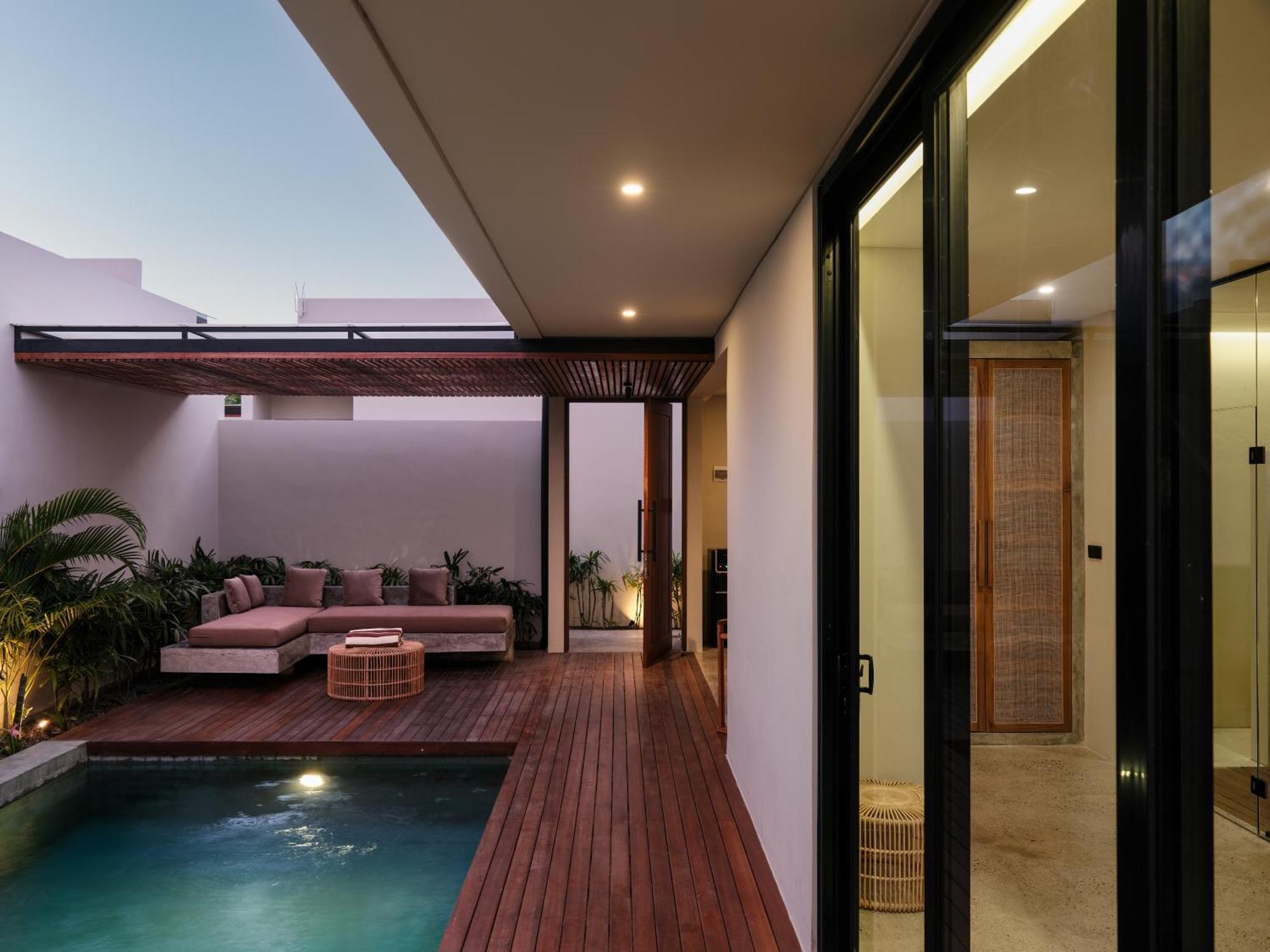 Suku Lifestyle Hotel & Villas Selong Blanak Exterior foto